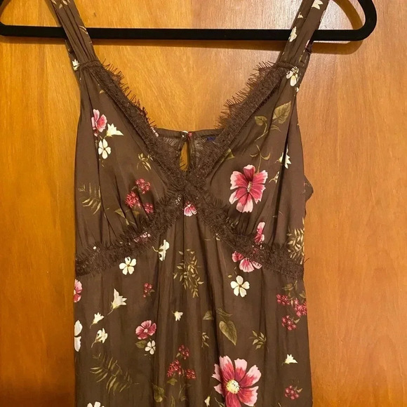 Old Navy Lace-Trimmed Satin Dress Floral Shift Dress, Women Size Medium - Picture 3 of 5